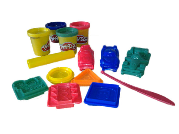 Play-doh playset Disney Pixar Cars 2